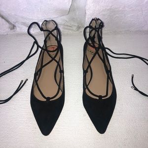 Vince Camuto size 7 lace up pointed toe flats